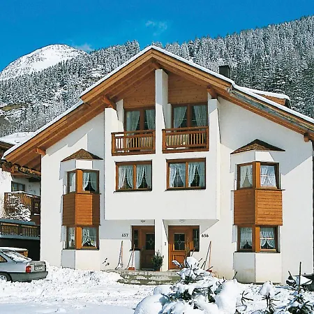 Lore By Interhome Sölden