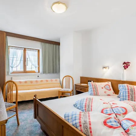 Apartamento Lore By Interhome